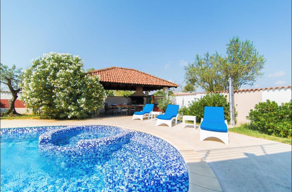 Villa Filip - Private Pool & Gym Pula Exterior foto