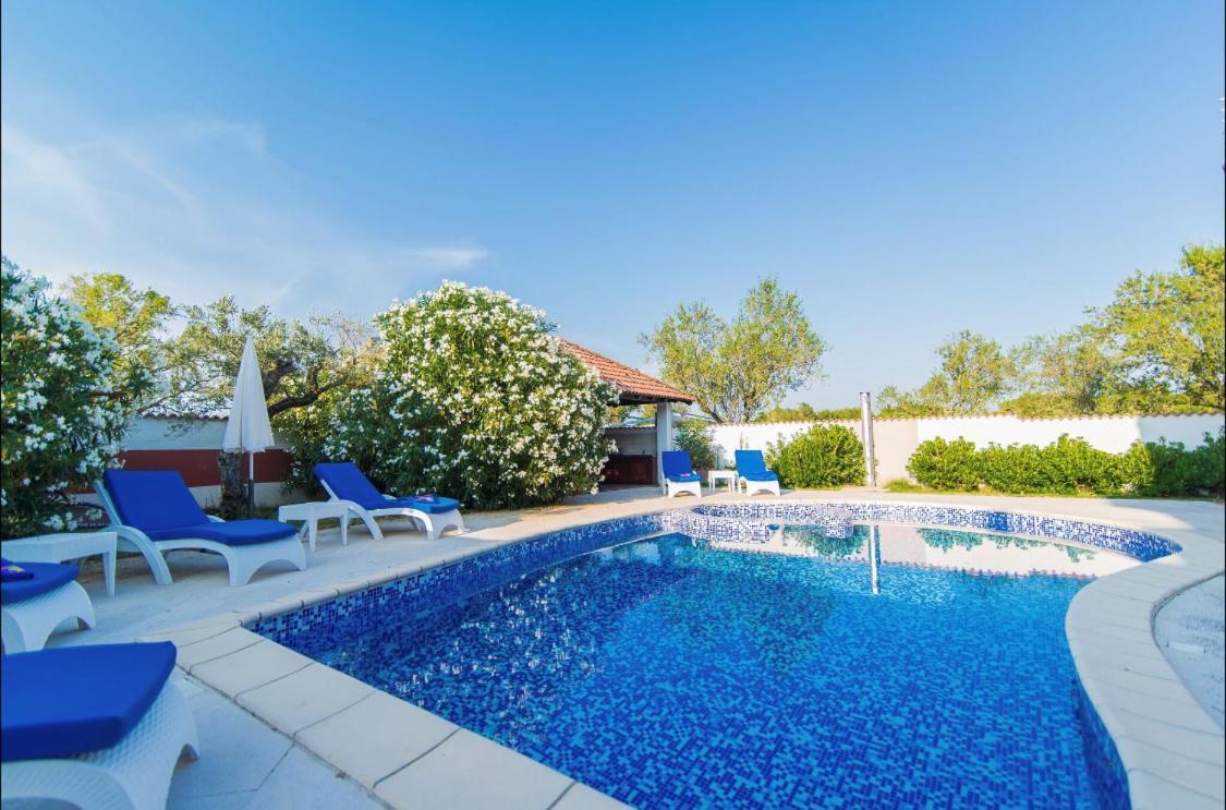 Villa Filip - Private Pool & Gym Pula Exterior foto