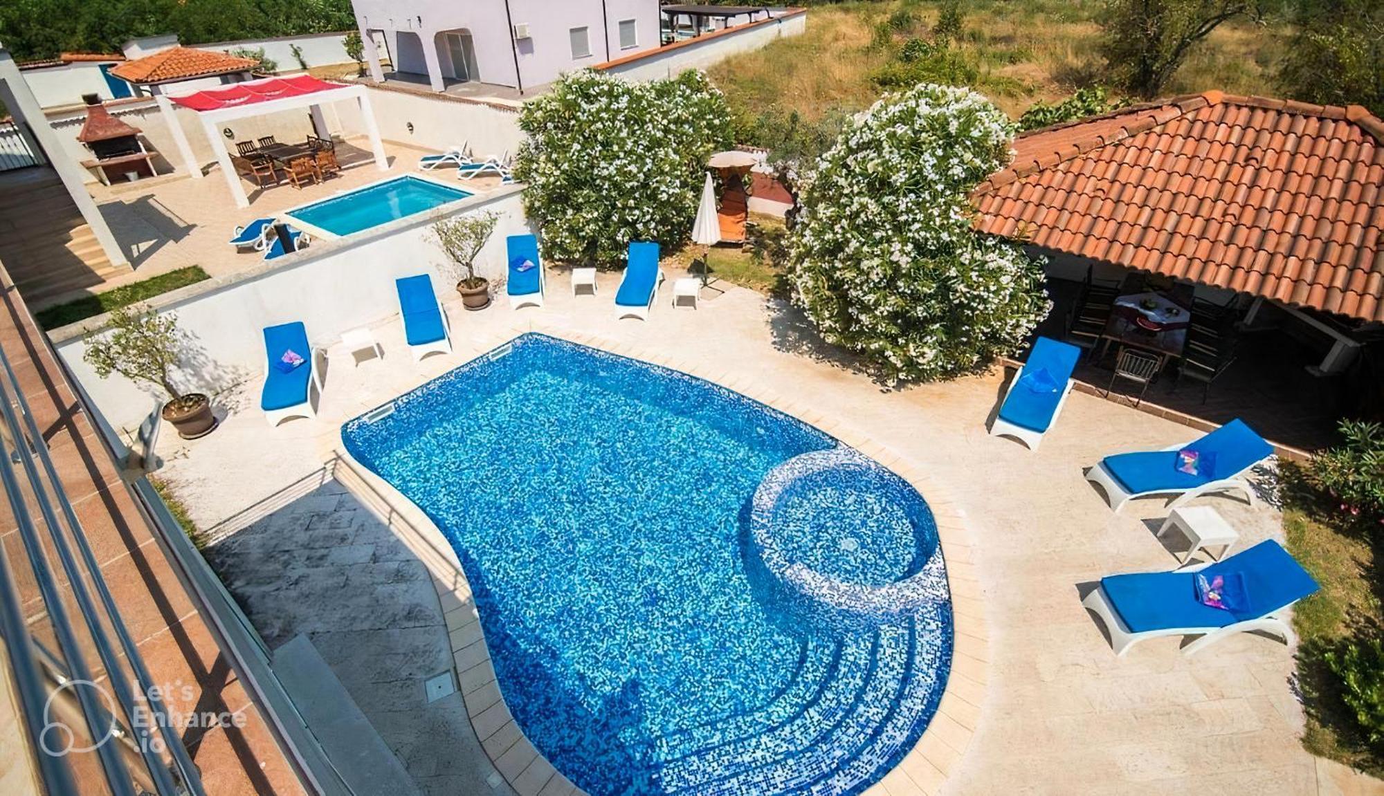 Villa Filip - Private Pool & Gym Pula Exterior foto